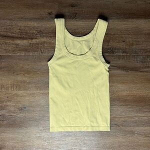 Bobbles & Lace Butter Yellow Ribbed Tank Top Size S